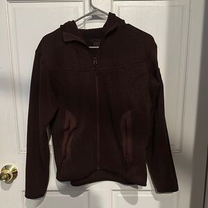 Women’s Arc'teryx burgandy Jacket